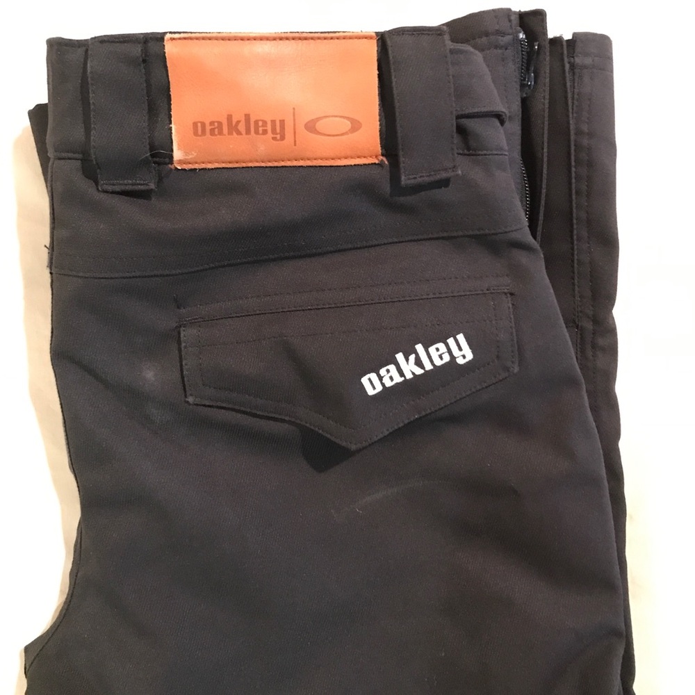 Oakley snow pants SMALL.